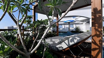 Lequ Okinawa Chatan Spa & Resort