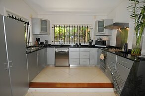 Villa Acassia with 2 rooms