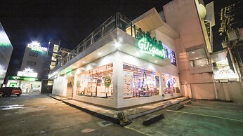 RedDoorz Plus near Rizal Junction