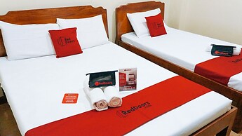 RedDoorz near Talisay District Hospital