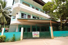 RedDoorz @ Dinagpan Street Coron