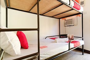 RedDoorz @ Governors Drive Coron