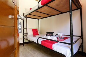 RedDoorz @ Governors Drive Coron