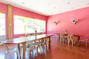 RedDoorz @ Governors Drive Coron