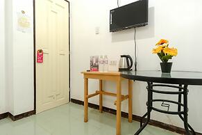 RedDoorz near Coron Coliseum