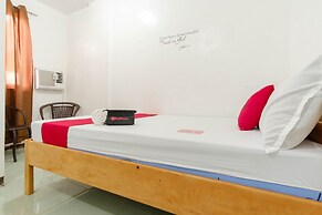 RedDoorz near Coron Coliseum