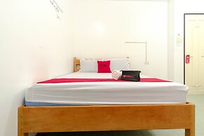 RedDoorz near Coron Coliseum