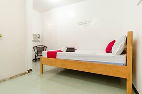 RedDoorz near Coron Coliseum