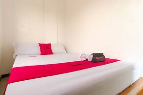 RedDoorz near Coron Coliseum