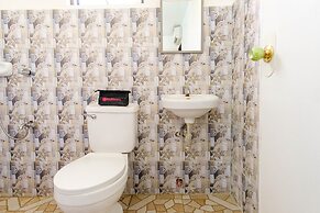 RedDoorz near Coron Coliseum