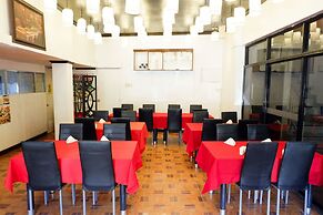 RedDoorz near Maribago Barangay Hall