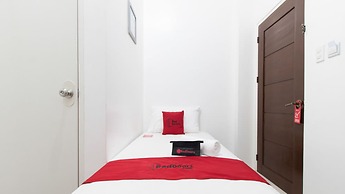 RedDoorz near Liceo De Cagayan University Highschool