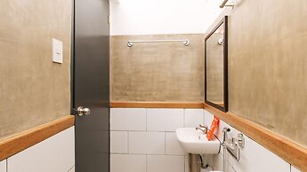 RedDoorz near Fishermall Quezon City