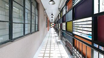 RedDoorz near Fishermall Quezon City