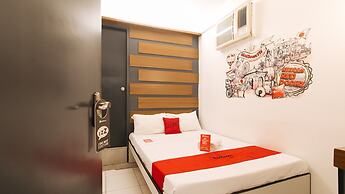 RedDoorz near Fishermall Quezon City