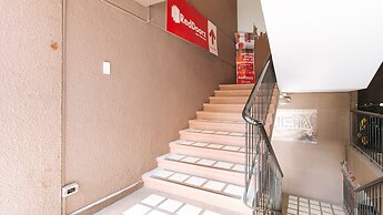 RedDoorz near Fishermall Quezon City