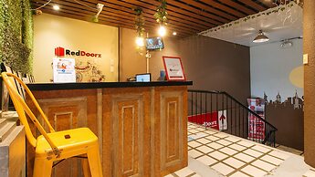 RedDoorz near Fishermall Quezon City