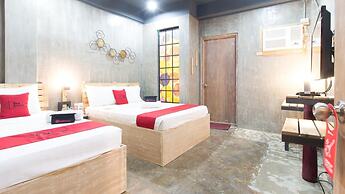 RedDoorz Plus @ Taft North Mandurriao