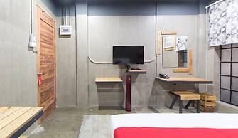 RedDoorz Plus @ Taft North Mandurriao