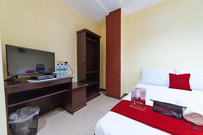 RedDoorz near Jaro Church Iloilo