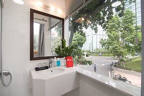 RedDoorz near Truc Bach Lake