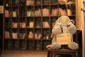 Taichung Easylazy Inn