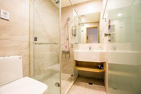 Taichung Easylazy Inn