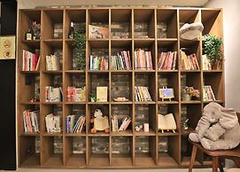 Taichung Easylazy Inn