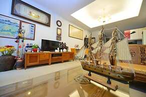 Happy feet Youth B&B