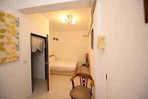 Happy feet Youth B&B