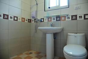 Happy feet Youth B&B