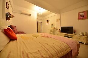 Happy feet Youth B&B