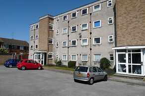 2-bed Flat With Superfast Wi-fi DW Lettings 9WW