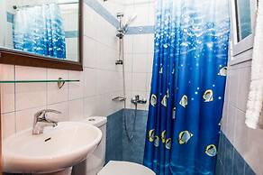 Cozy Flat In An Olive Grove Near a Sandy Beach