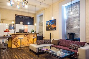 Premium Central Loft