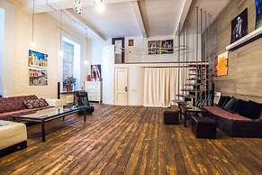 Premium Central Loft