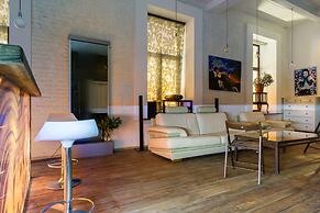 Premium Central Loft