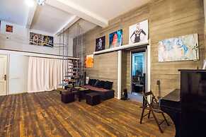 Premium Central Loft