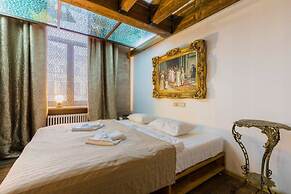 Premium Central Loft