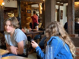 George & Dragon Country House Hotel