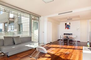 Akira Flats Port Fòrum