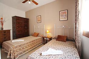 1077 Apartment Paola