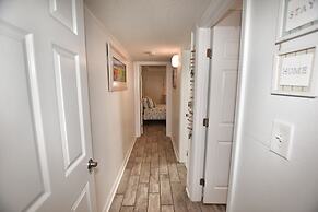 1201 Waters Edge Resort 3 Bedroom Condo by RedAwning