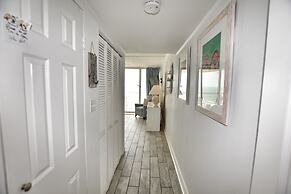 1201 Waters Edge Resort 3 Bedroom Condo by RedAwning