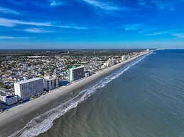 1201 Waters Edge Resort 3 Bedroom Condo by RedAwning