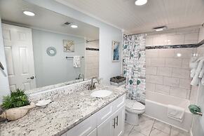 1201 Waters Edge Resort 3 Bedroom Condo by RedAwning