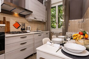 2 Bedrooms Apartment in the City Center