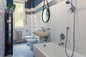 2 Bedrooms Apartment in the City Center