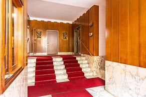 2 Bedrooms Apartment in the City Center