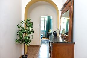 2 Bedrooms Apartment in the City Center